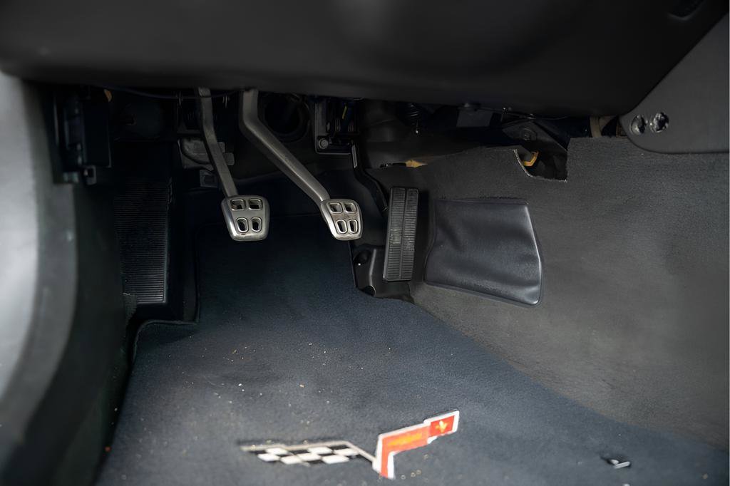 Used 2013 Chevrolet Corvette 427 w/ 1SB Preferred Equipment Group image 41
