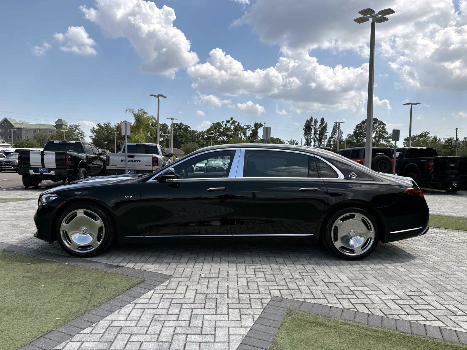 Certified 2024 Mercedes-Benz Maybach S 680 4MATIC image 3