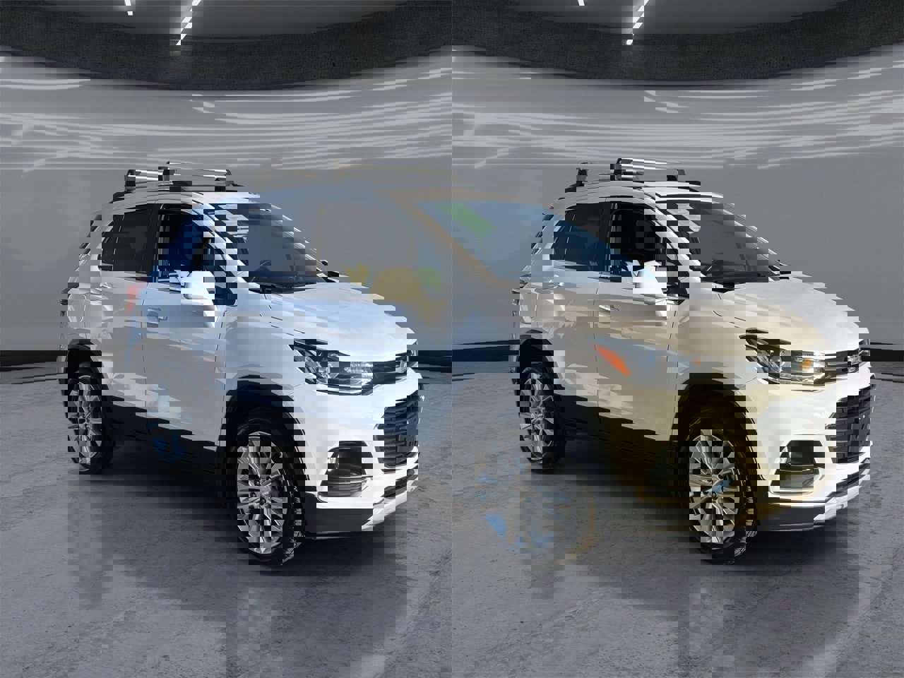 Used 2020 Chevrolet Trax Premier image 2