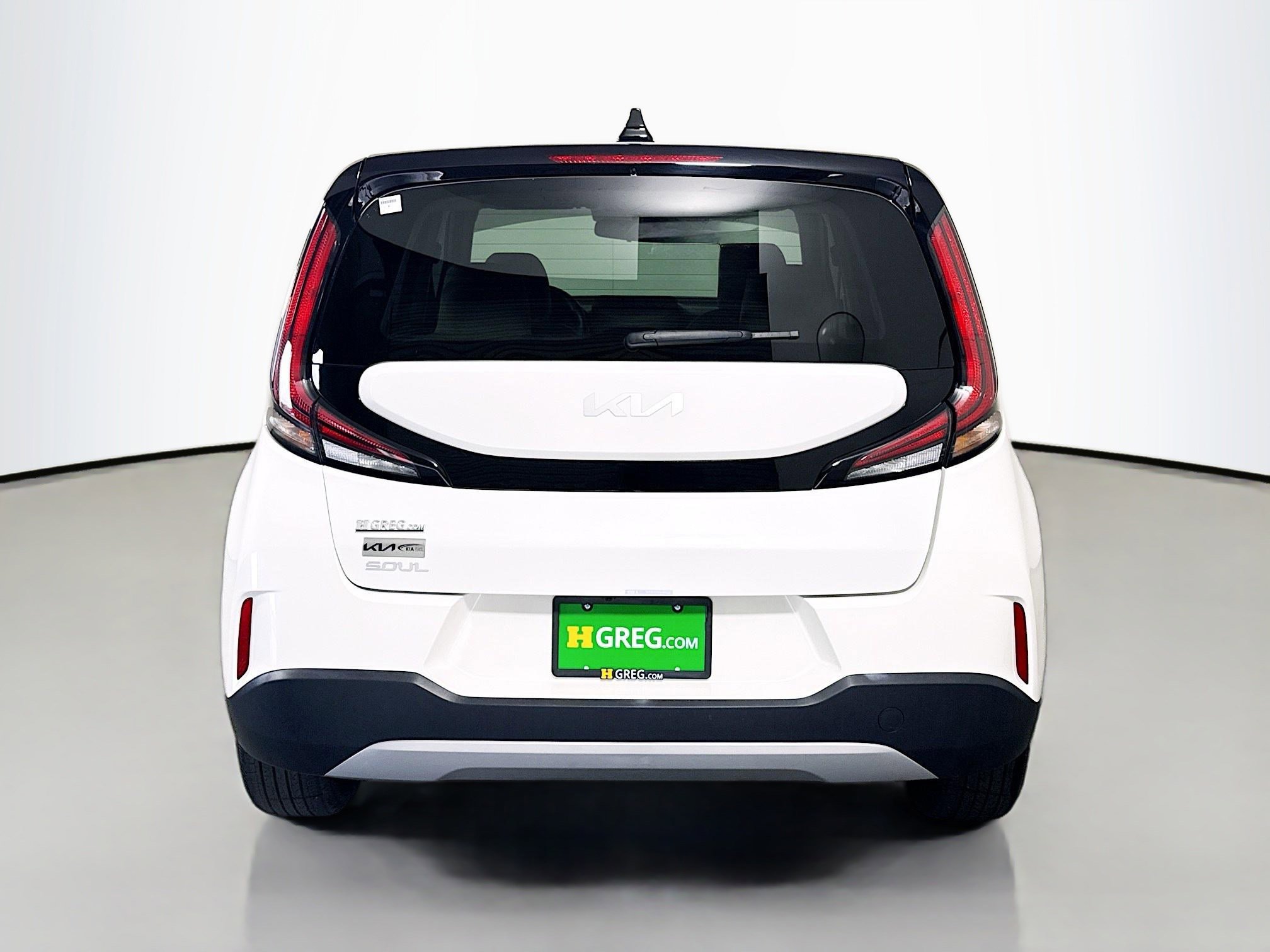 Used 2024 Kia Soul LX image 8