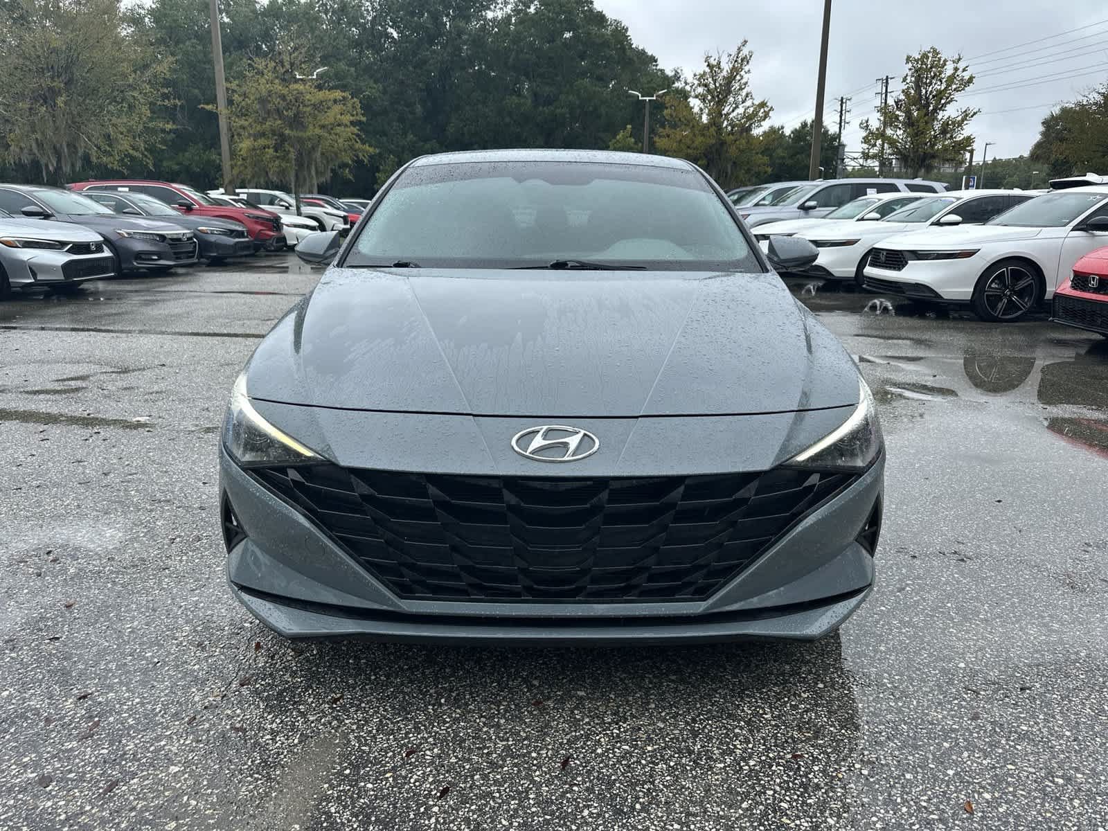 Used 2023 Hyundai Elantra SEL FWD image 9