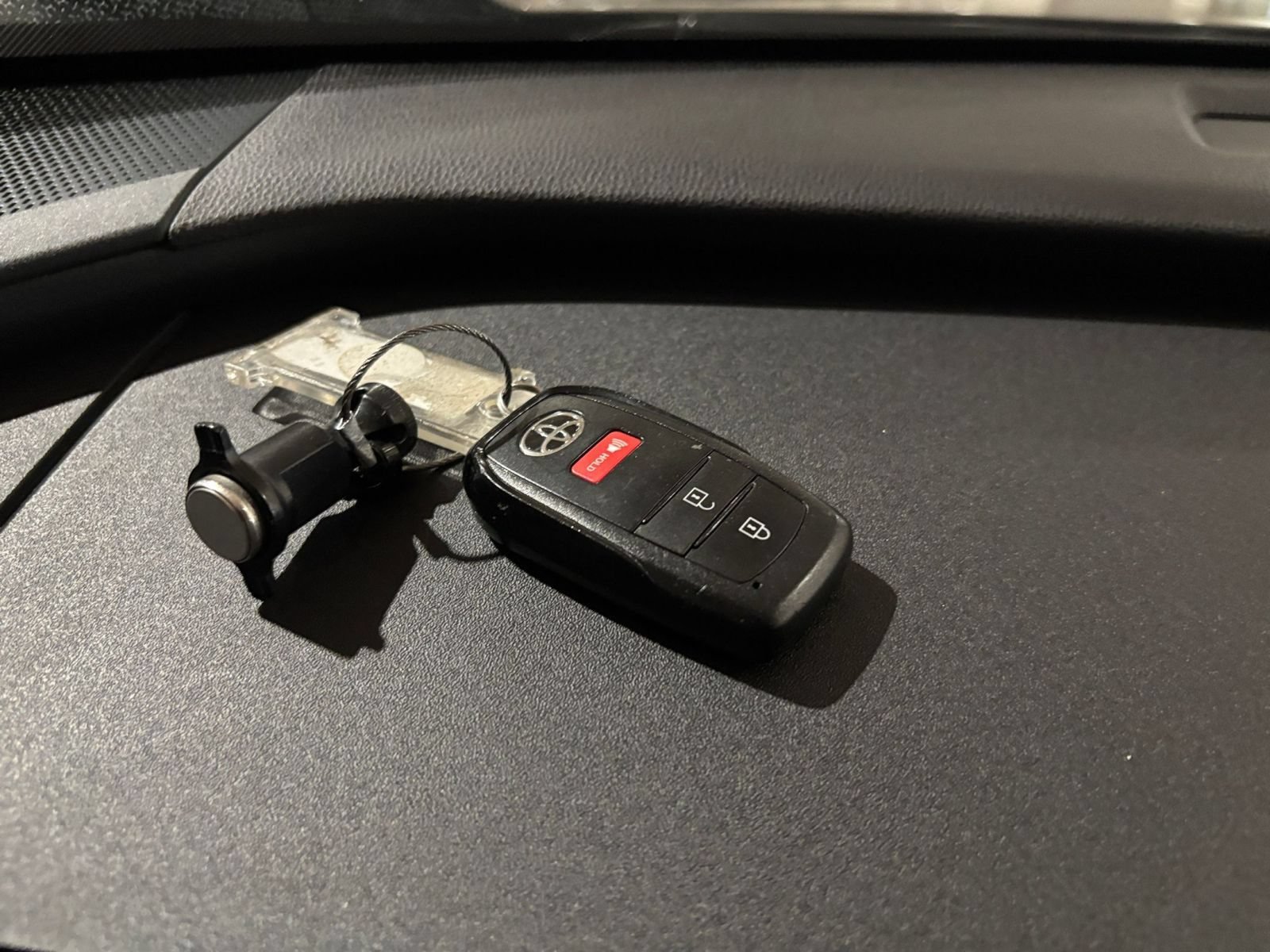 Used 2026 Toyota RAV4 LE AWD/4WD image 20
