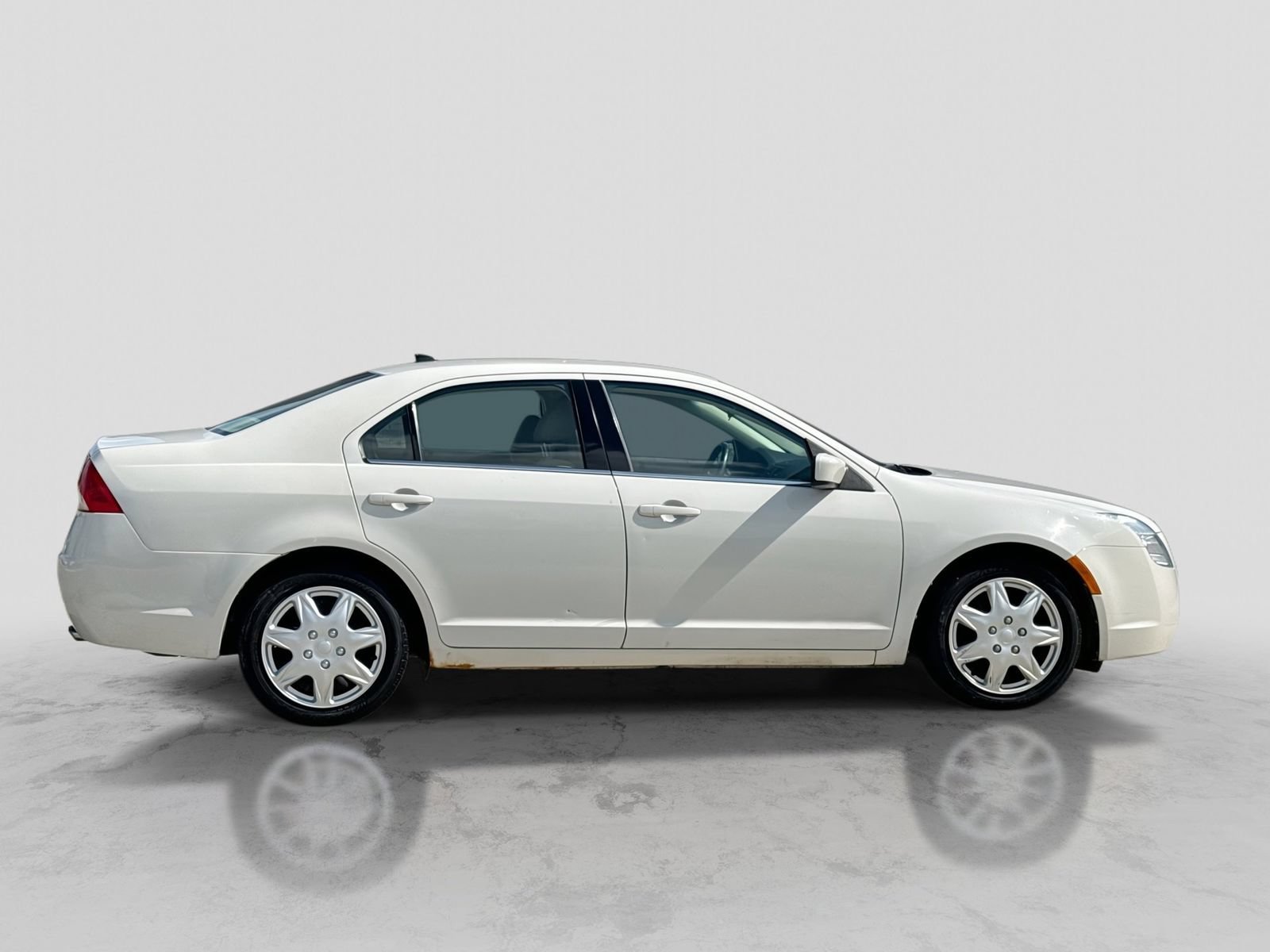 Used 2010 Mercury Milan FWD image 7