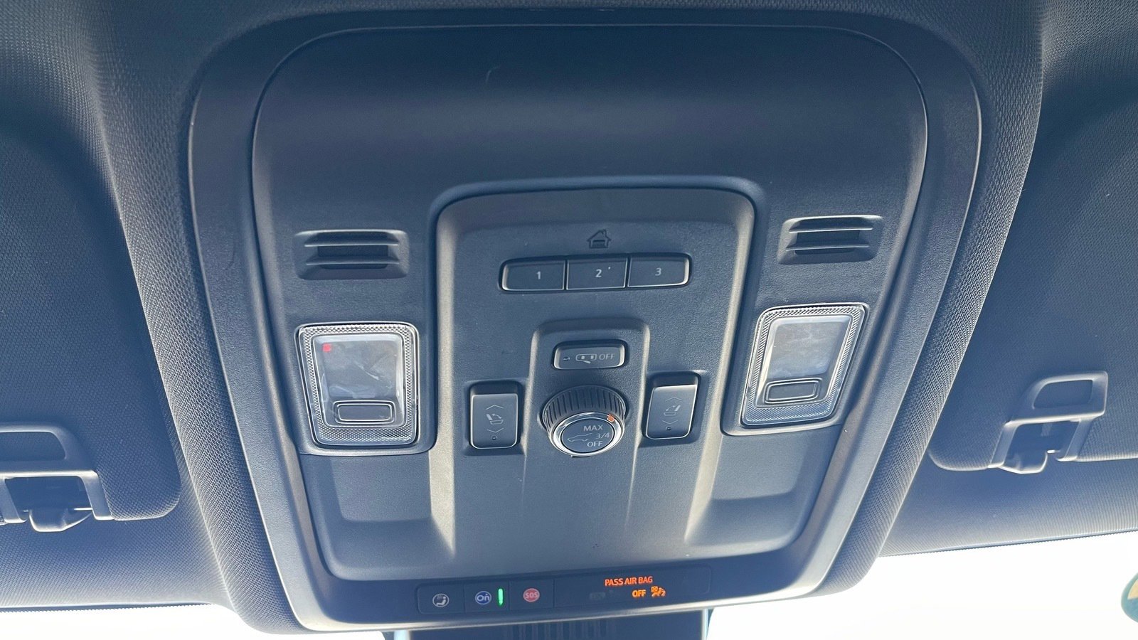 Used 2024 Chevrolet Suburban RST w/ Luxury Package image 53