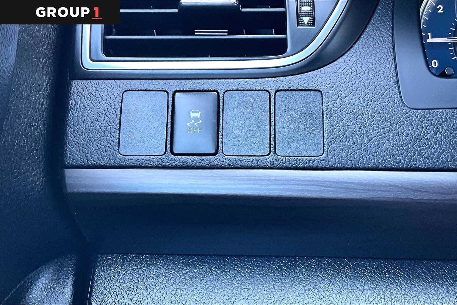 Used 2017 Toyota Camry LE image 36