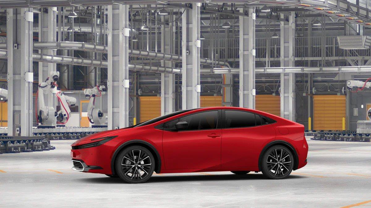 New 2027 Toyota Prius Limited w/ Limited Premium Package FWD image 5