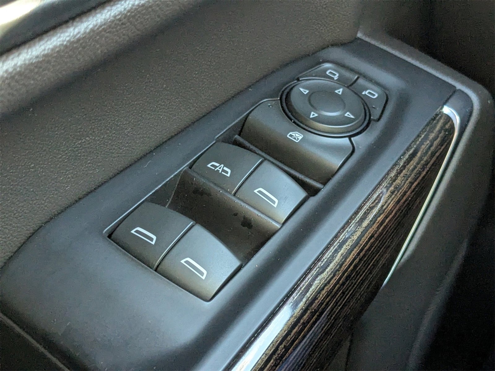 Used 2020 GMC Sierra 1500 Elevation w/ Elevation Value Package image 25