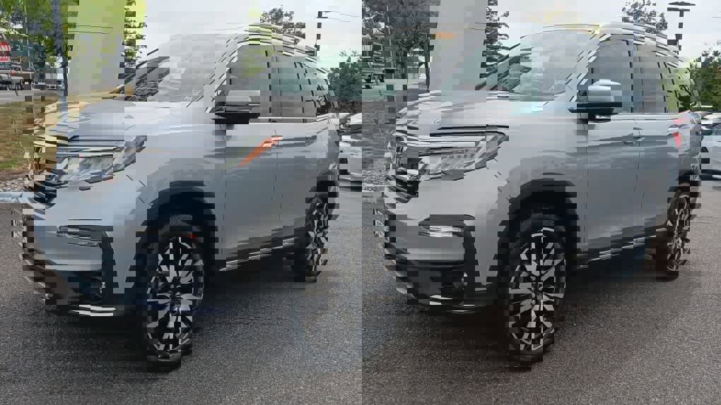 Used 2022 Honda Pilot Touring image 11