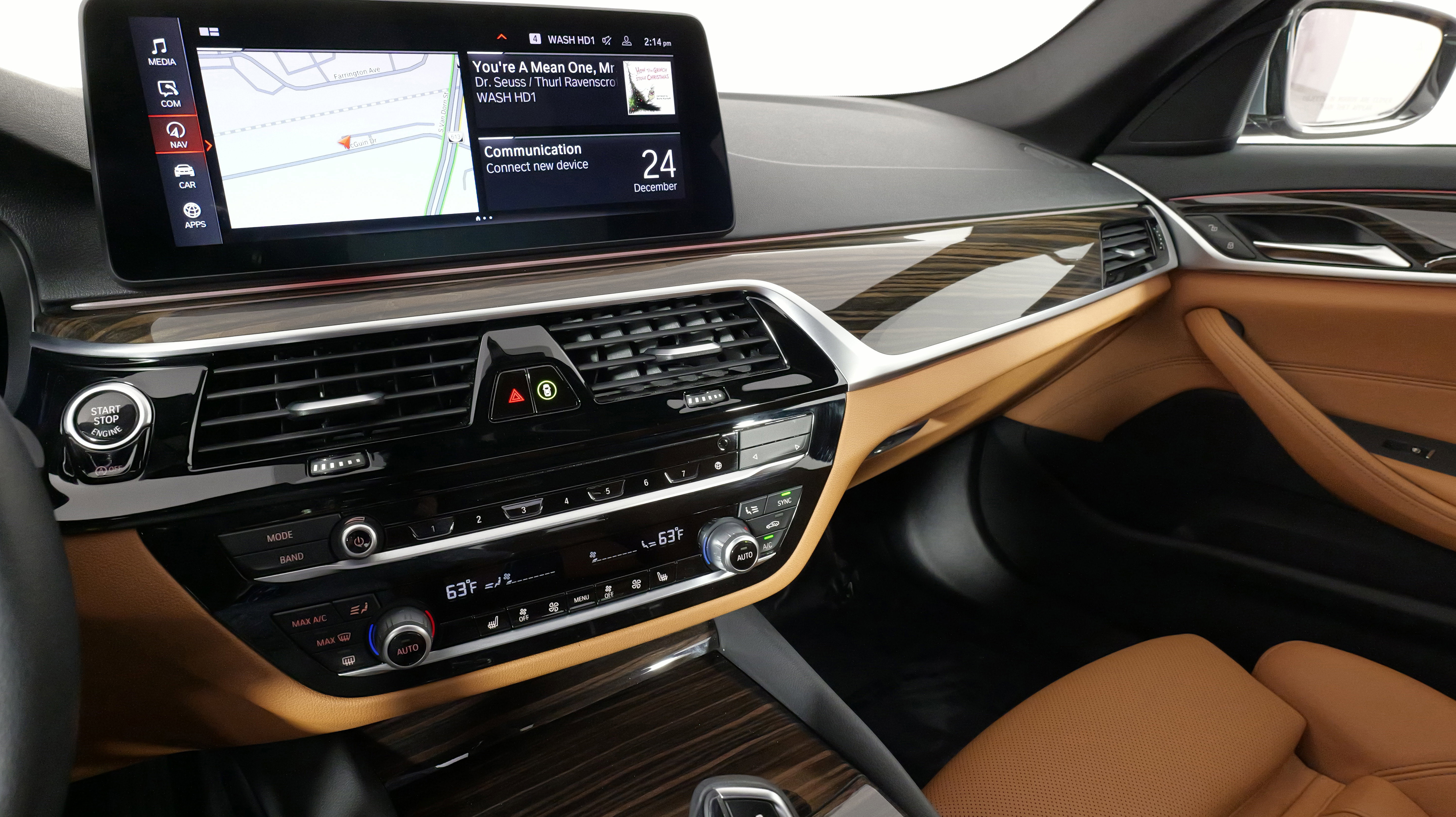 Used 2022 BMW 530i xDrive w/ Convenience Package image 45