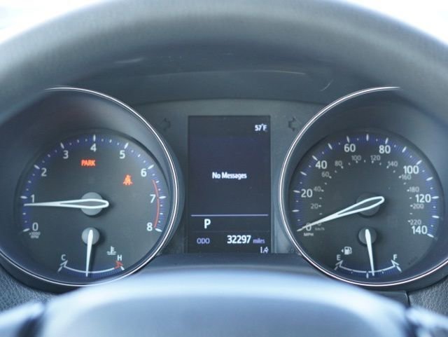 Used 2019 Toyota C-HR LE image 17