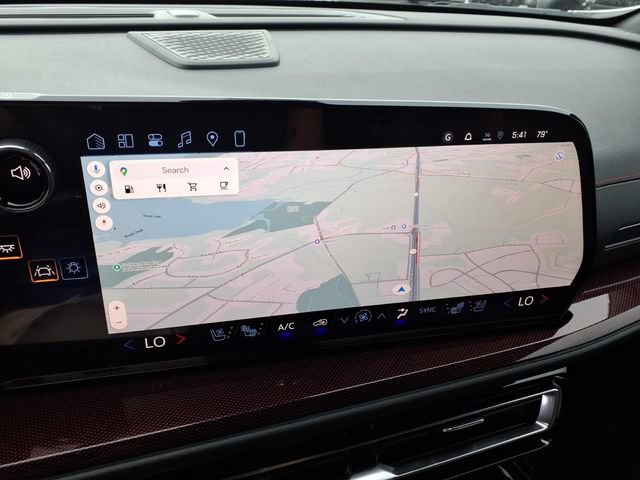 New 2027 Chevrolet Traverse RS FWD image 19