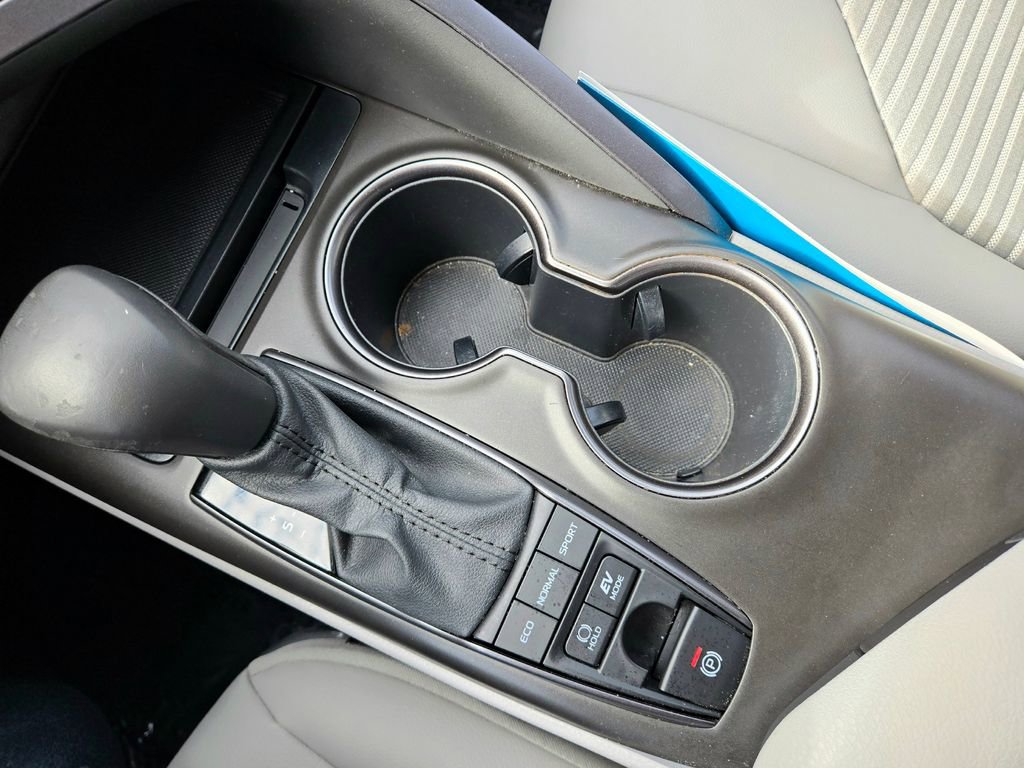 Used 2021 Toyota Camry SE image 33