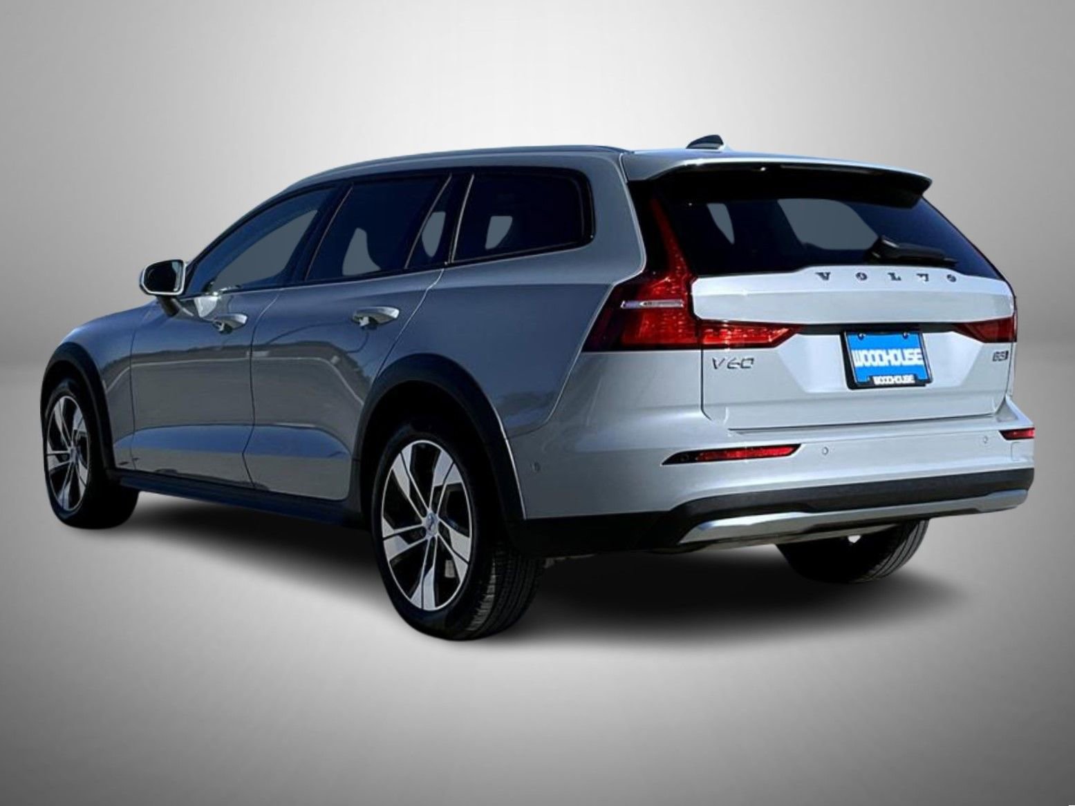 Used 2025 Volvo V60 B5 Cross Country Plus AWD/4WD image 7