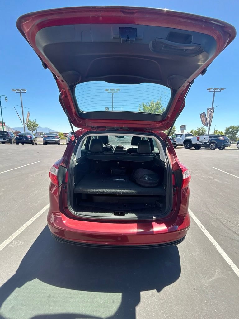 Used 2015 Ford C-MAX Energi SEL w/ Equipment Group 301A FWD image 14