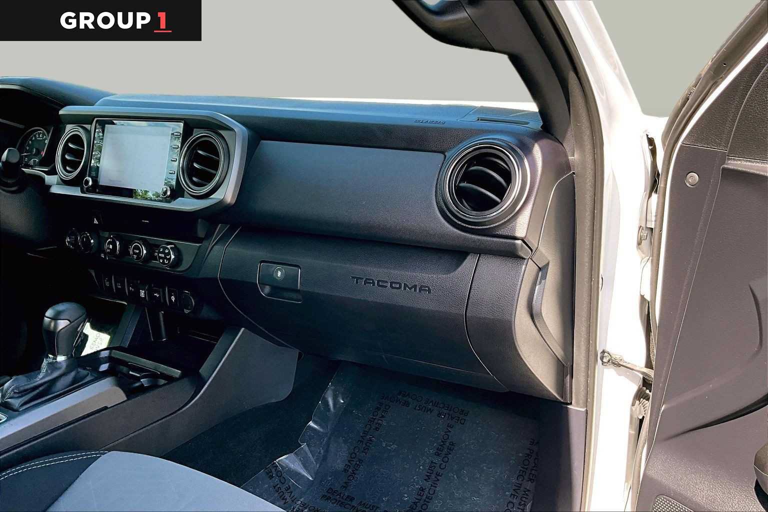 Used 2020 Toyota Tacoma TRD Off-Road w/ Technology Package AWD/4WD image 36