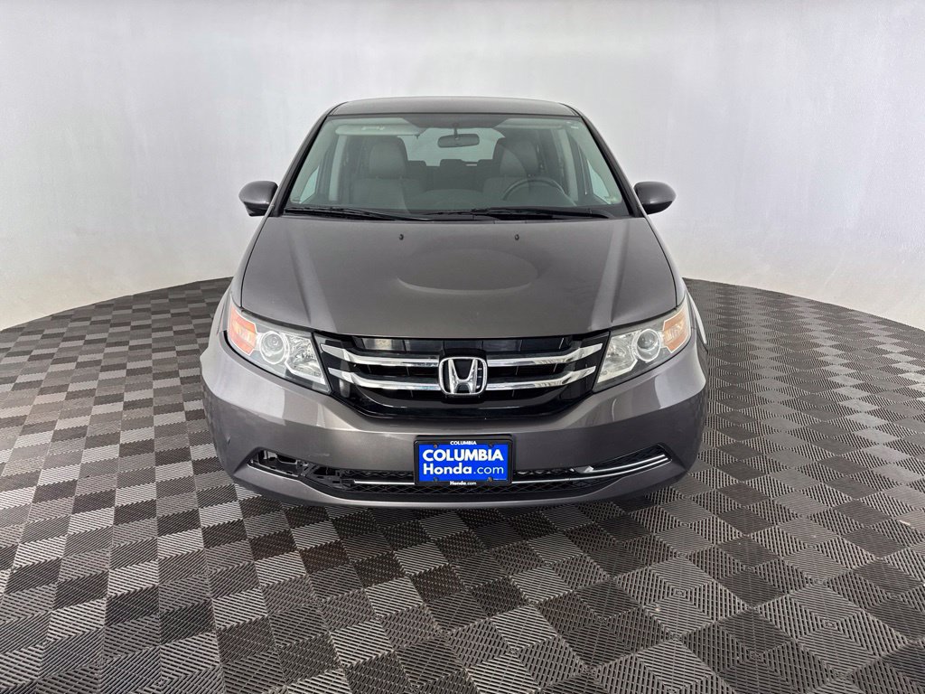 Used 2016 Honda Odyssey SE image 2