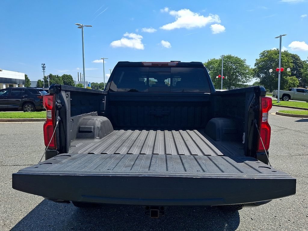 Used 2023 Chevrolet Silverado 1500 LT Trail Boss w/ LT Trail Boss Premium Package AWD/4WD image 28