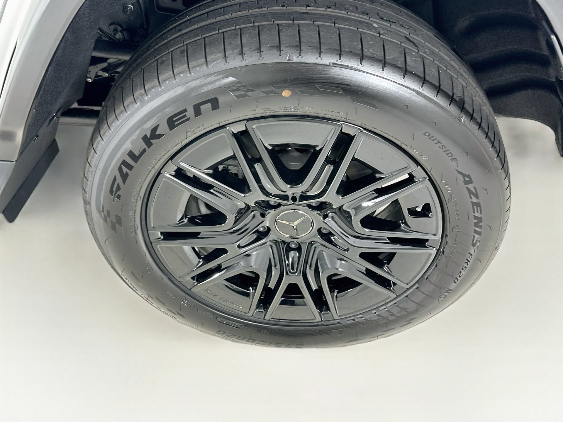 New 2027 Mercedes-Benz G 580 e image 34