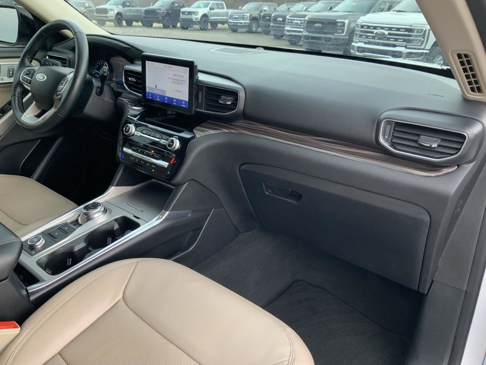 Used 2022 Ford Explorer Limited image 72