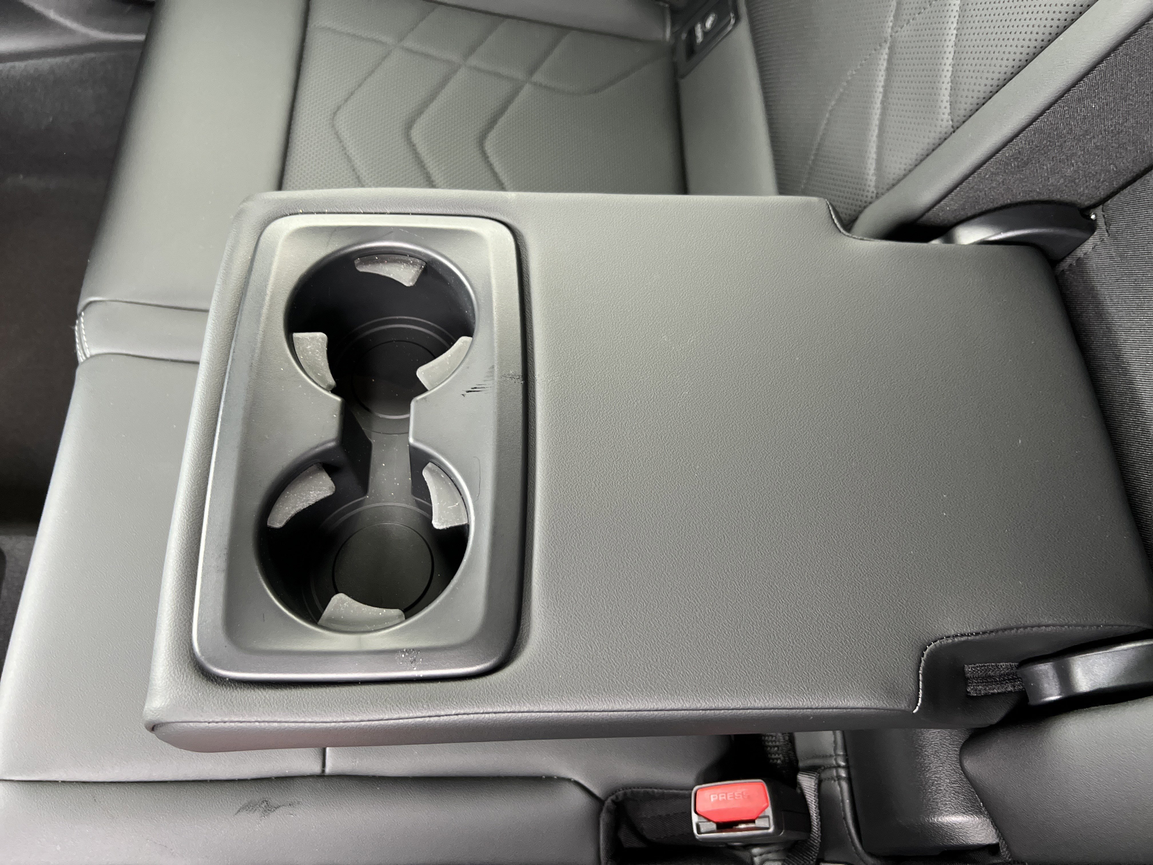 Certified 2025 BMW X2 xDrive28i AWD/4WD image 40