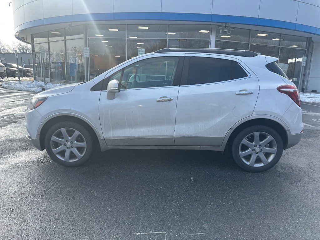 Used 2019 Buick Encore Essence w/ Experience Buick Package image 8