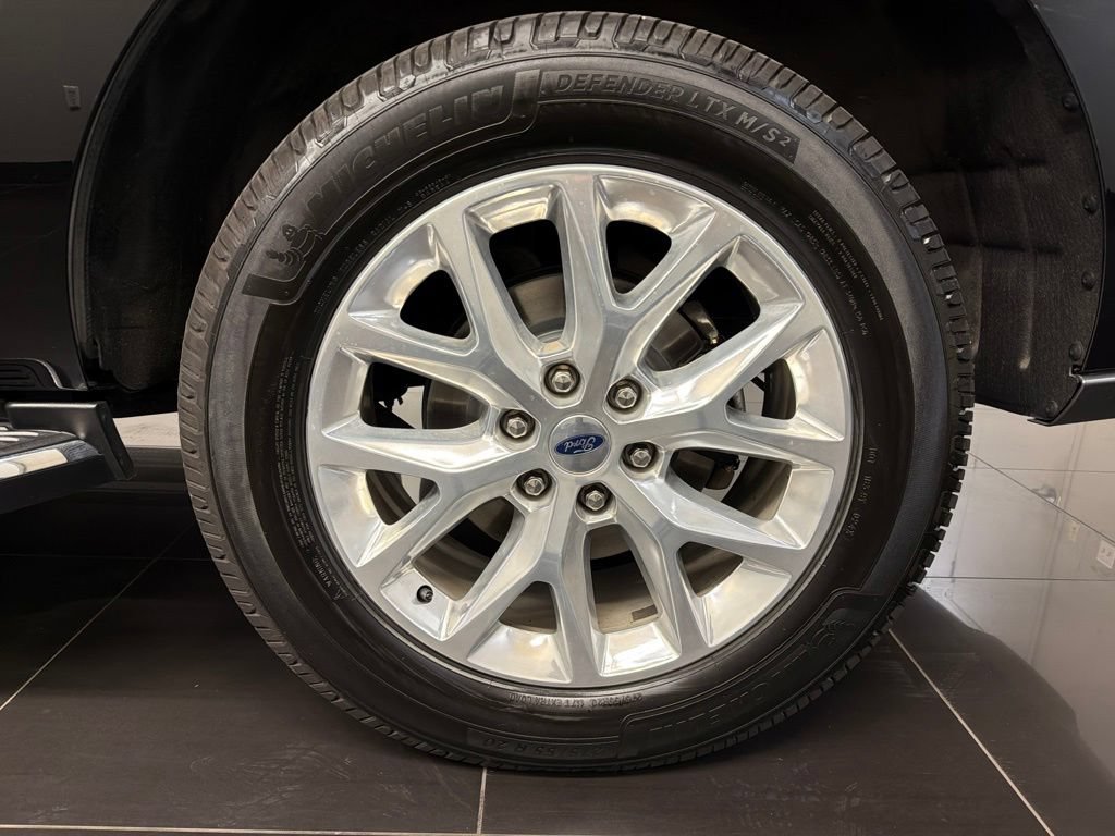 Used 2021 Ford Expedition XLT AWD/4WD image 7