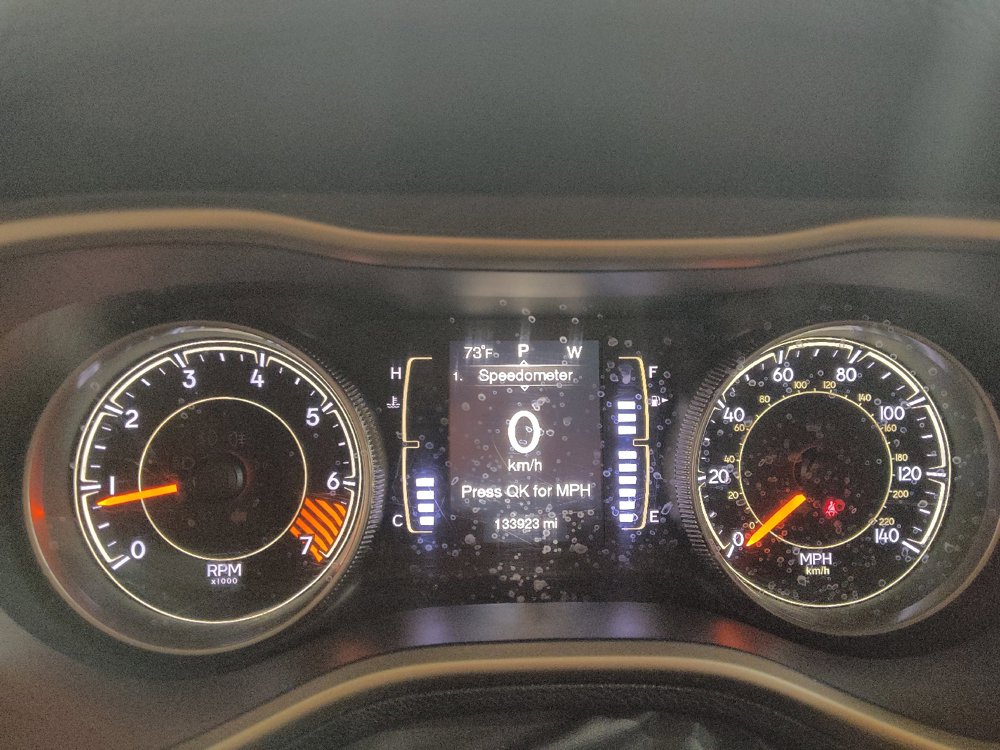 Used 2014 Jeep Cherokee Latitude FWD image 23