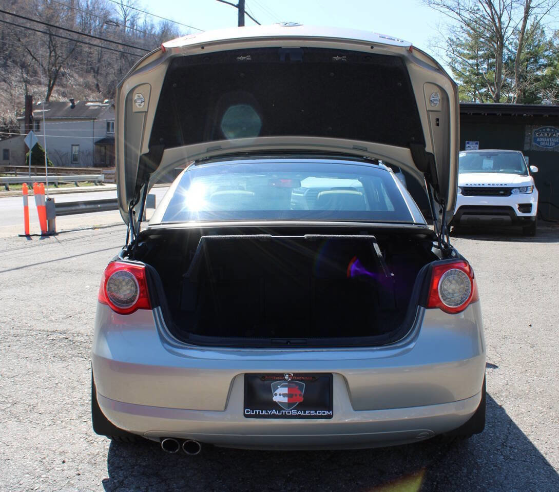 Used 2009 Volkswagen Eos Komfort FWD image 39