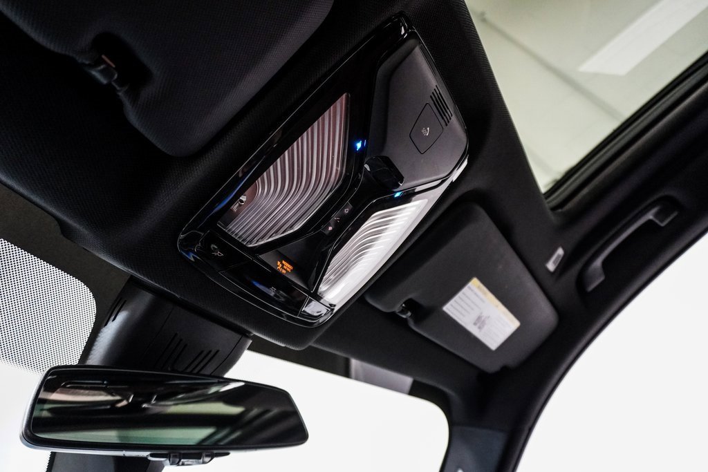 Used 2021 BMW X5 xDrive45e w/ Premium Package image 32