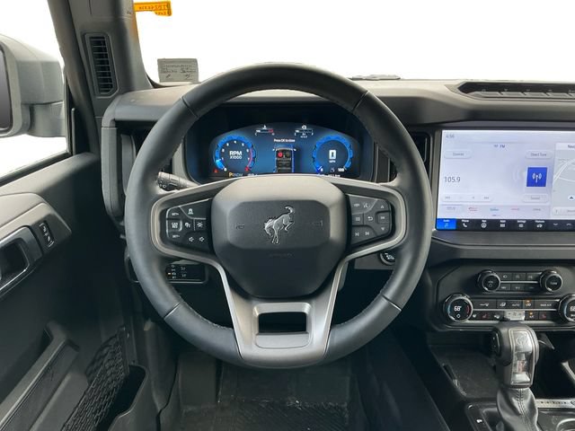 Used 2025 Ford Bronco Badlands AWD/4WD image 13