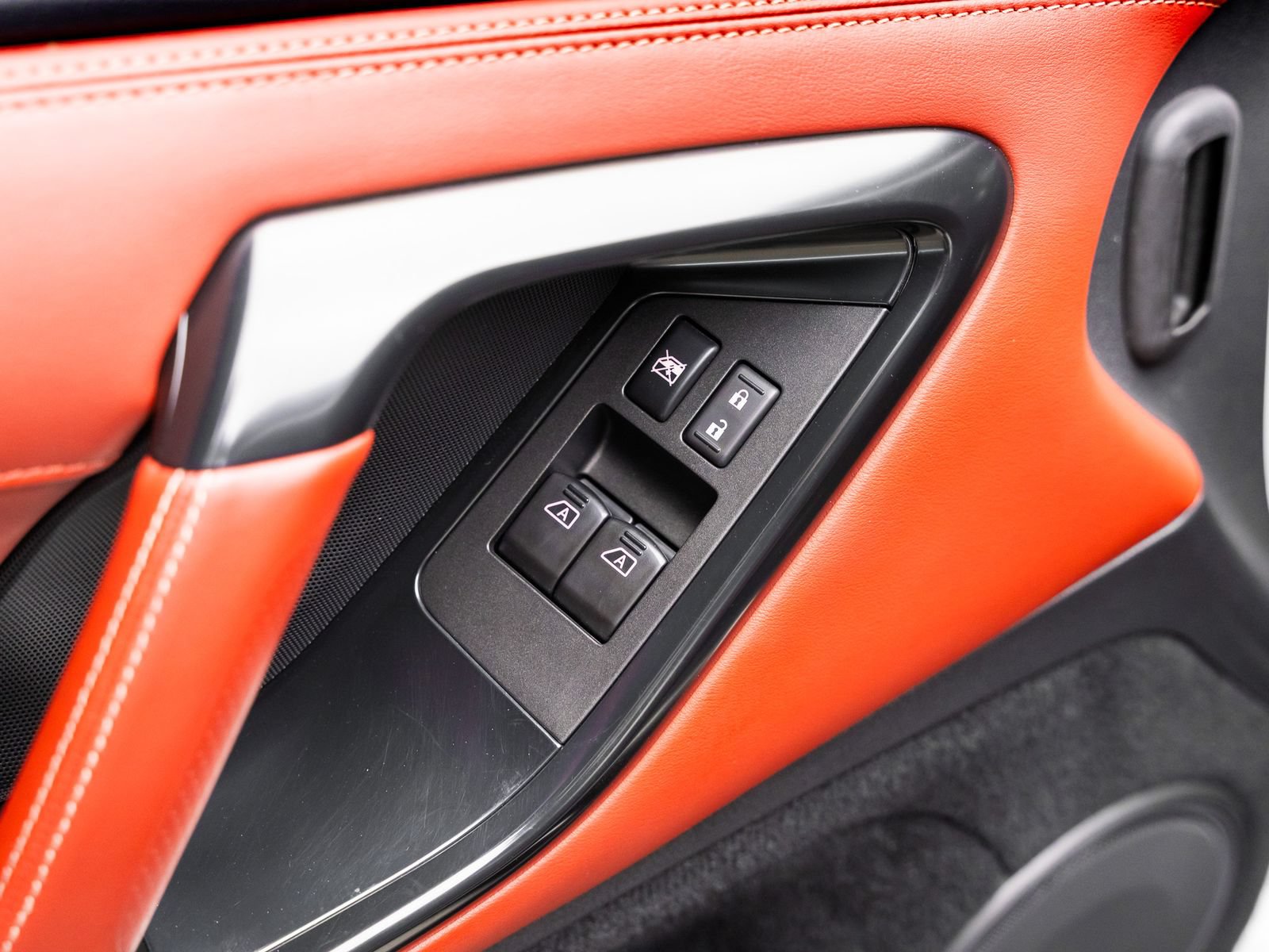 Used 2021 Nissan GT-R Premium AWD/4WD image 64
