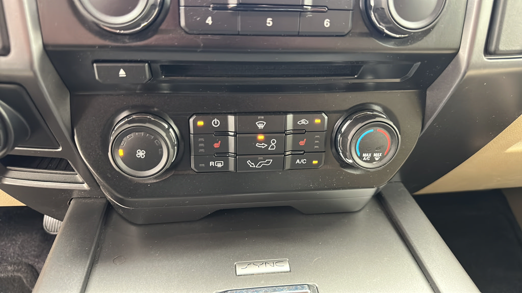 Used 2017 Ford F150 XLT w/ Equipment Group 302A Luxury AWD/4WD image 22