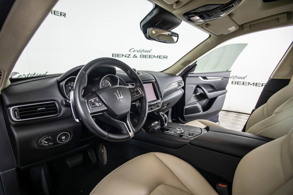Used 2017 Maserati Levante S image 22