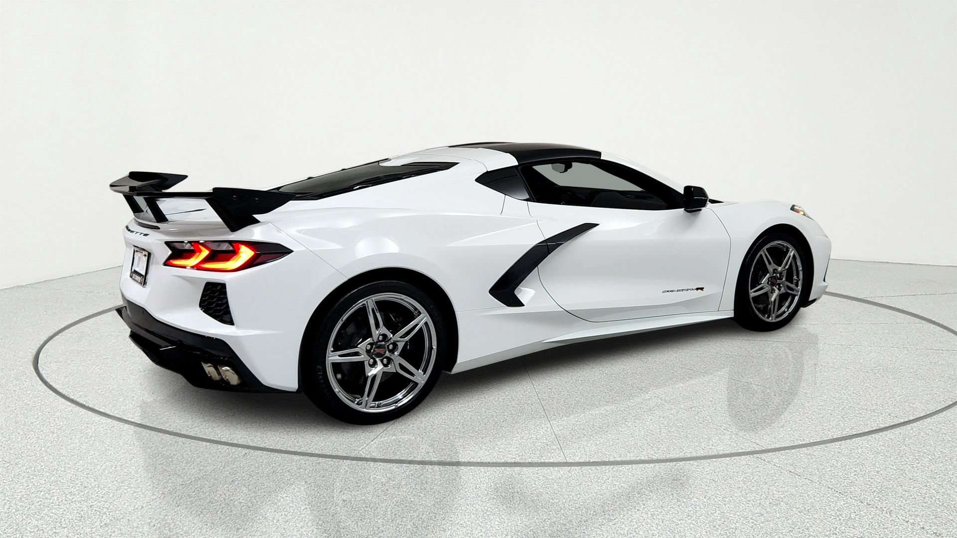 Certified 2023 Chevrolet Corvette Stingray Premium Cpe RWD image 5