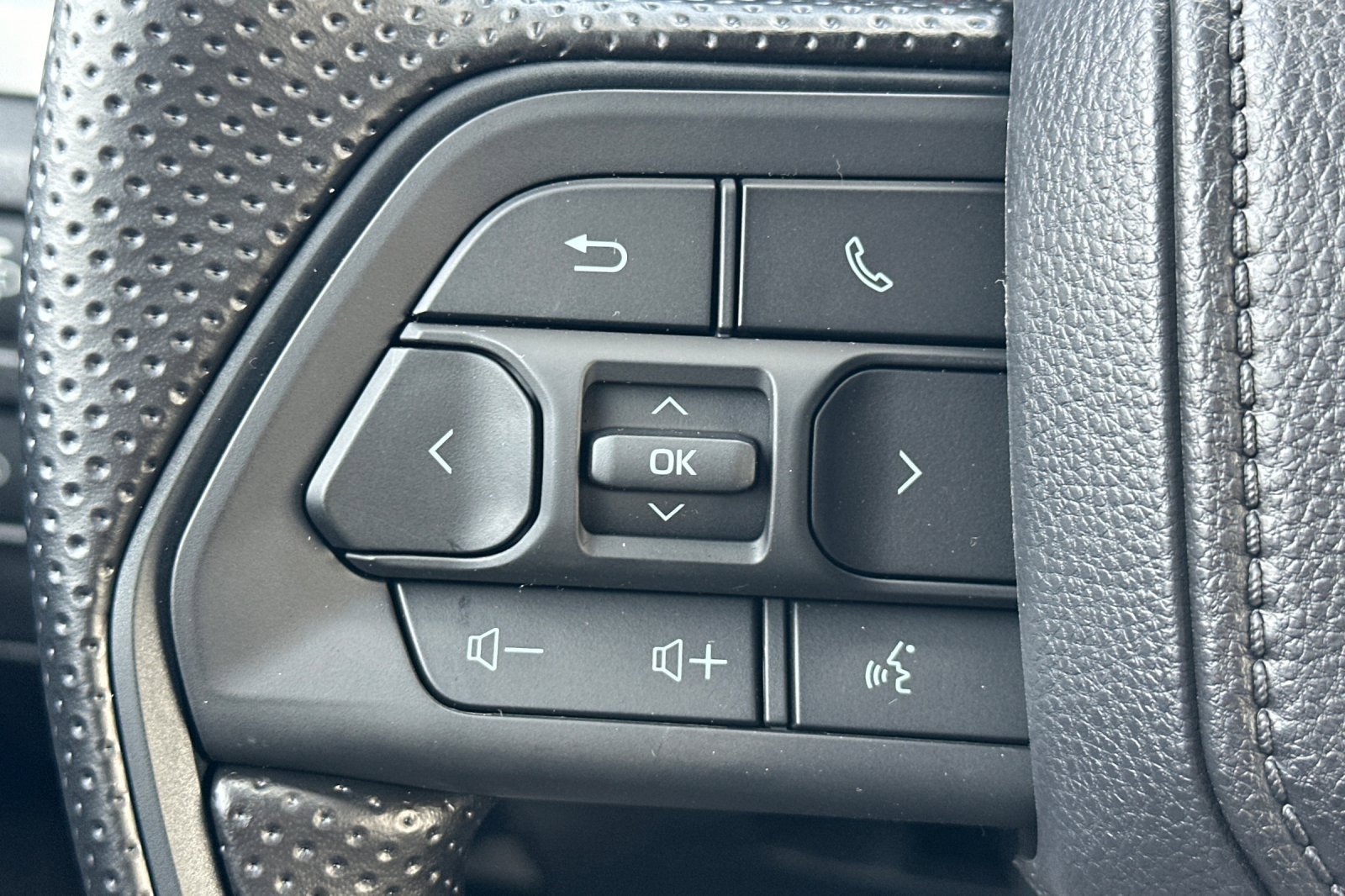 New 2026 Toyota Tacoma SR5 image 25