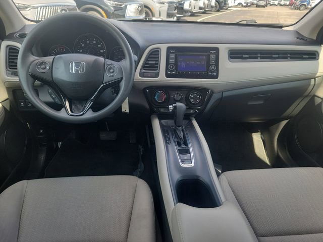 Used 2017 Honda HR-V LX image 12