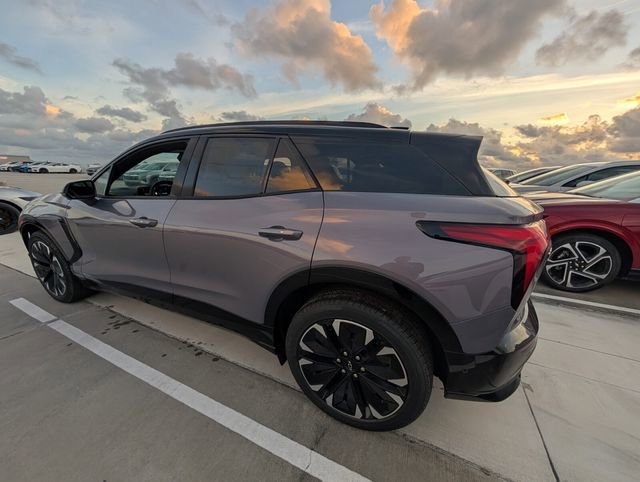 New 2026 Chevrolet Blazer EV RS w/ Super Cruise Package AWD/4WD image 9