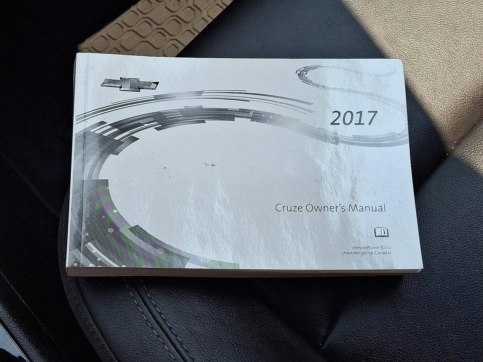 Certified 2017 Chevrolet Cruze Premier FWD image 28