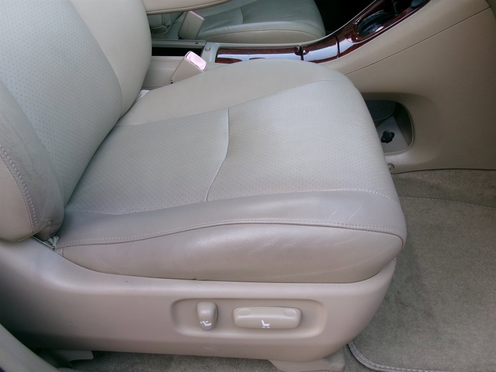 Used 2007 Toyota Highlander Limited image 18