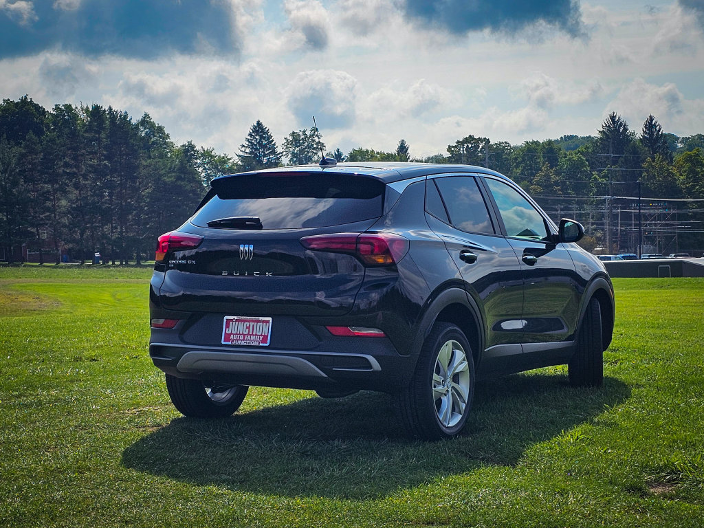 New 2026 Buick Encore GX Preferred w/ Comfort Package AWD/4WD image 3
