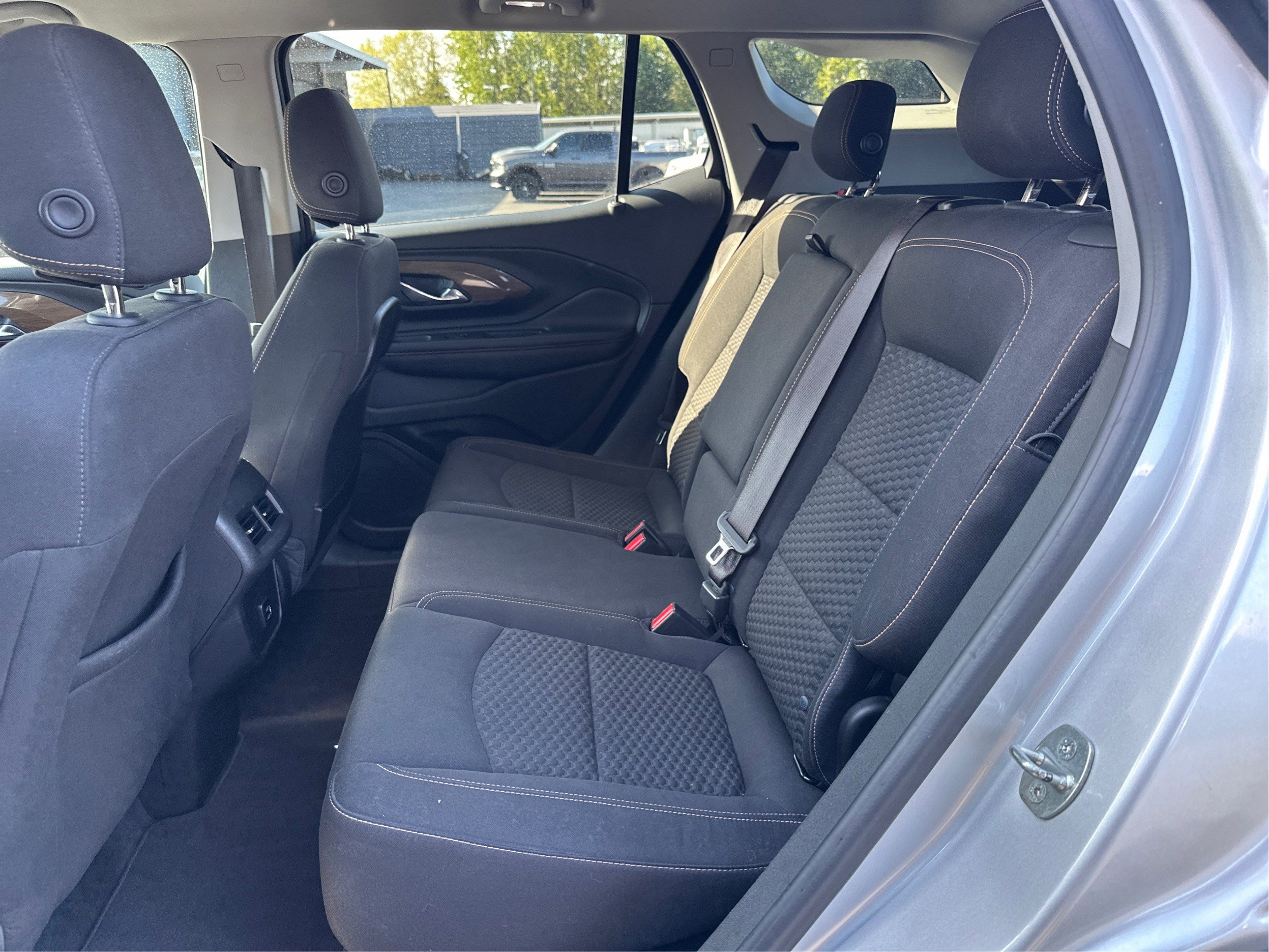 Used 2018 GMC Terrain SLE AWD/4WD image 10