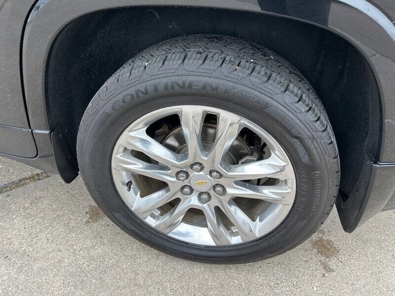 Used 2019 Chevrolet Traverse High Country w/ LPO, Floor Liner Package image 15