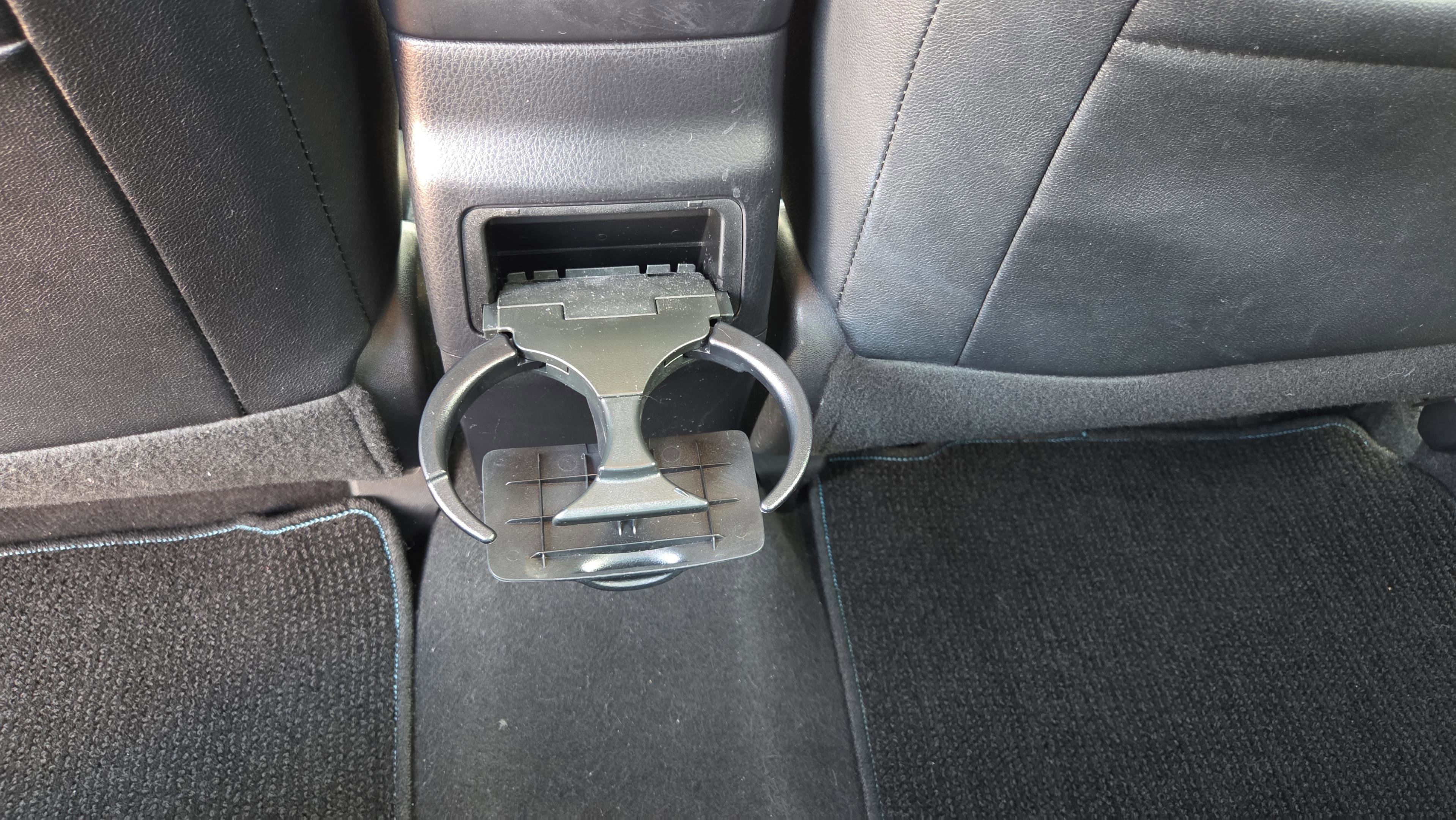 Used 2015 Toyota Corolla S FWD image 11