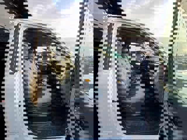 New 2025 Ford F550 4x4 Regular Cab Super Duty image 7