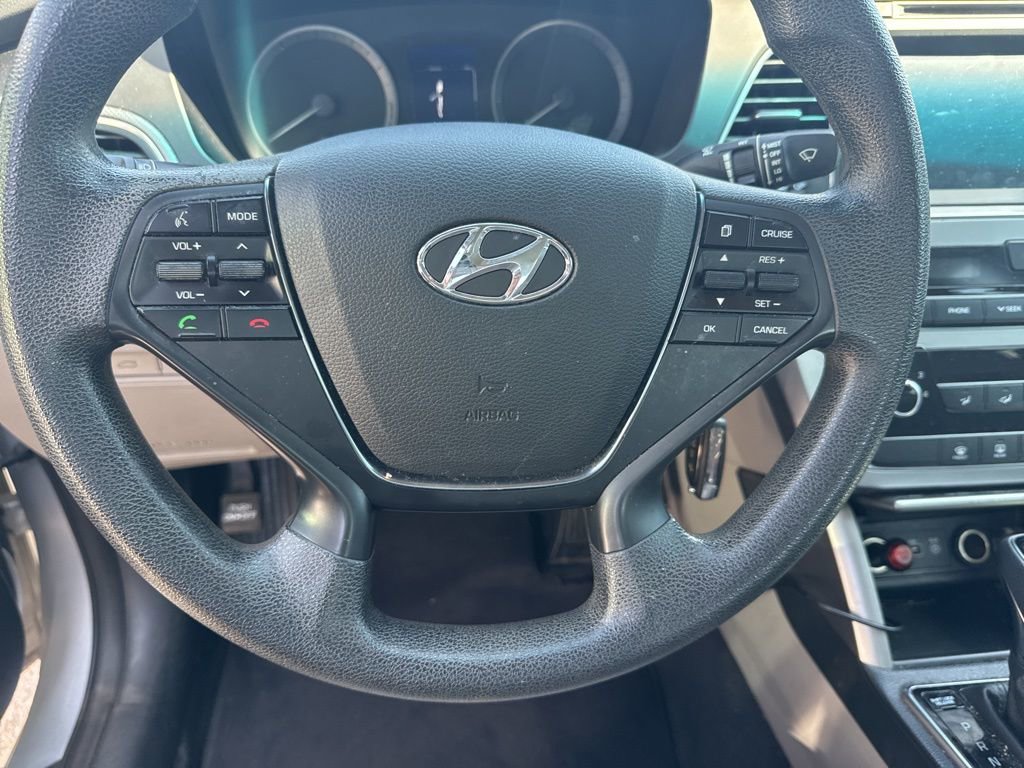Used 2016 Hyundai Sonata SE image 8