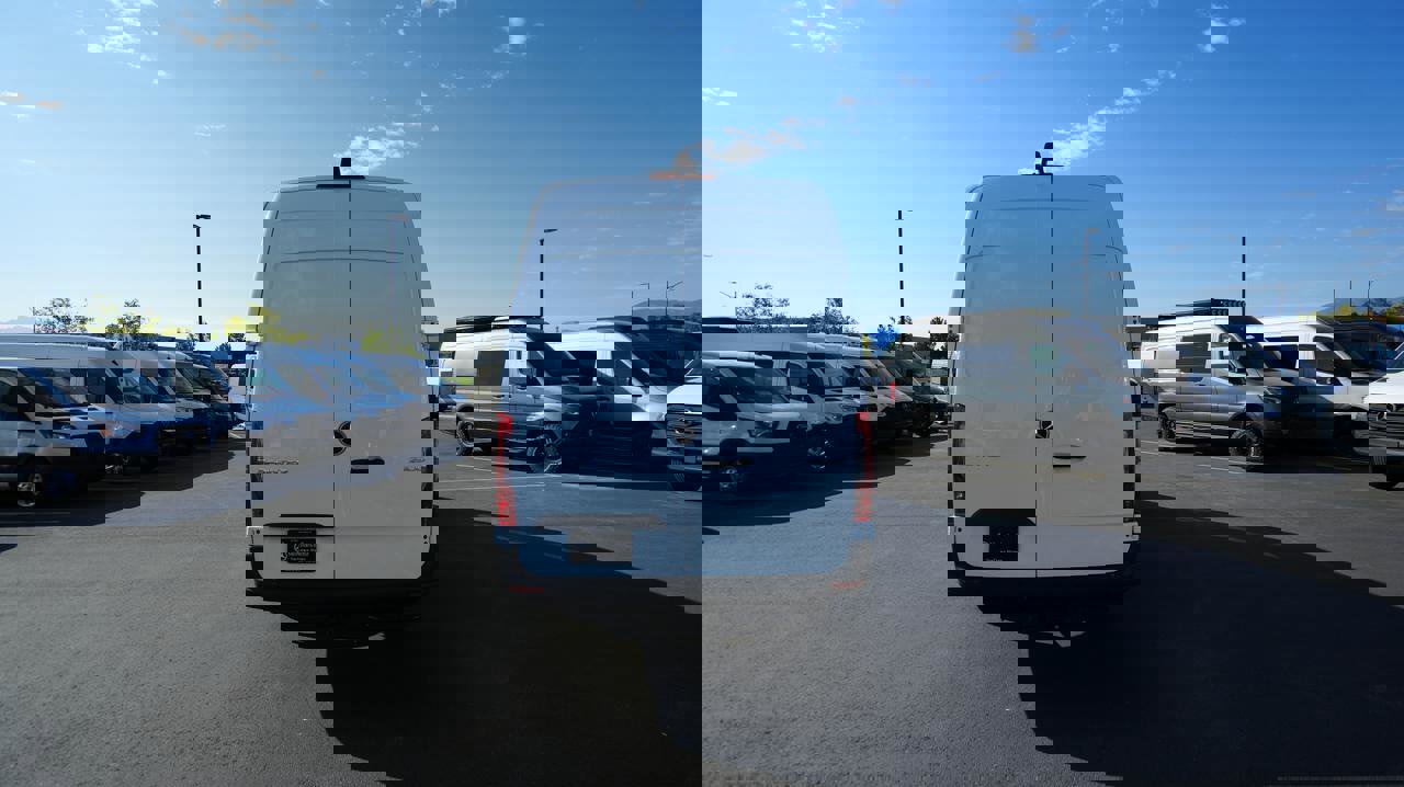 New 2025 Mercedes-Benz Sprinter 2500 image 6