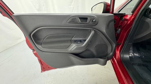 Used 2017 Ford Fiesta SE w/ Equipment Group 201A FWD image 16