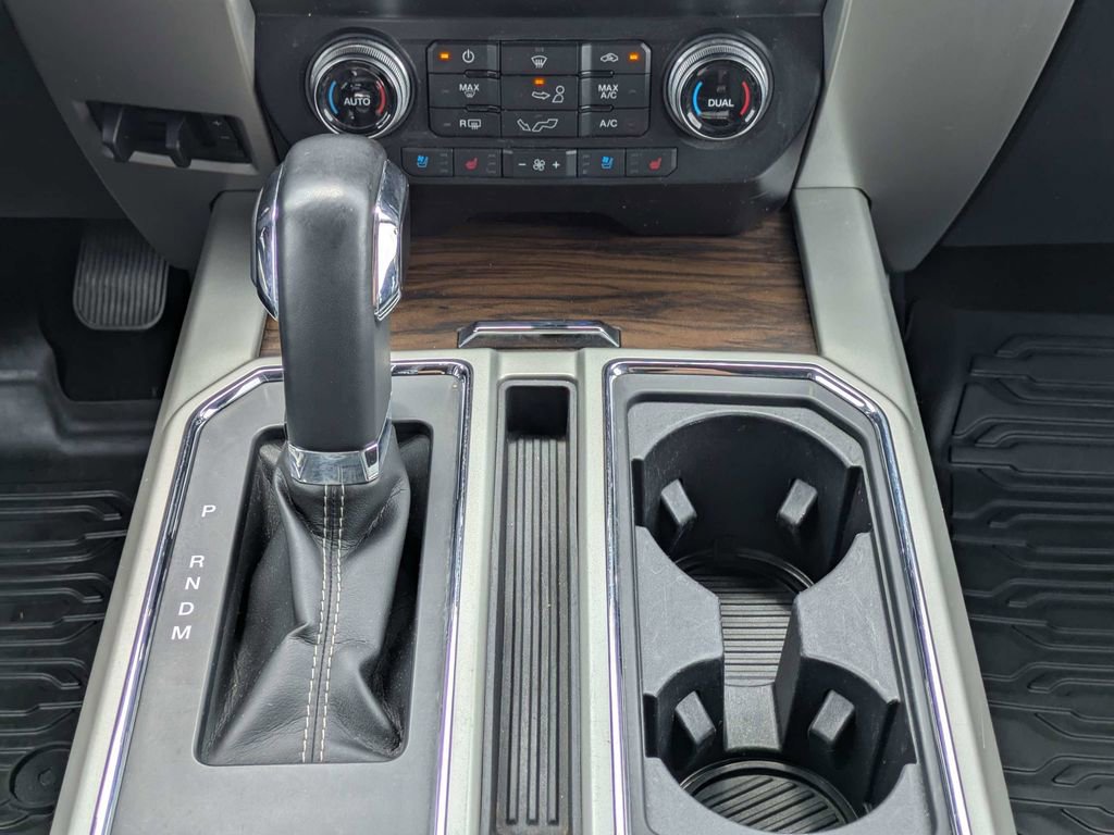 Used 2020 Ford F150 Lariat w/ Equipment Group 502A Luxury AWD/4WD image 18