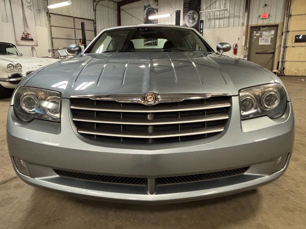 Used 2004 Chrysler Crossfire Coupe RWD image 10