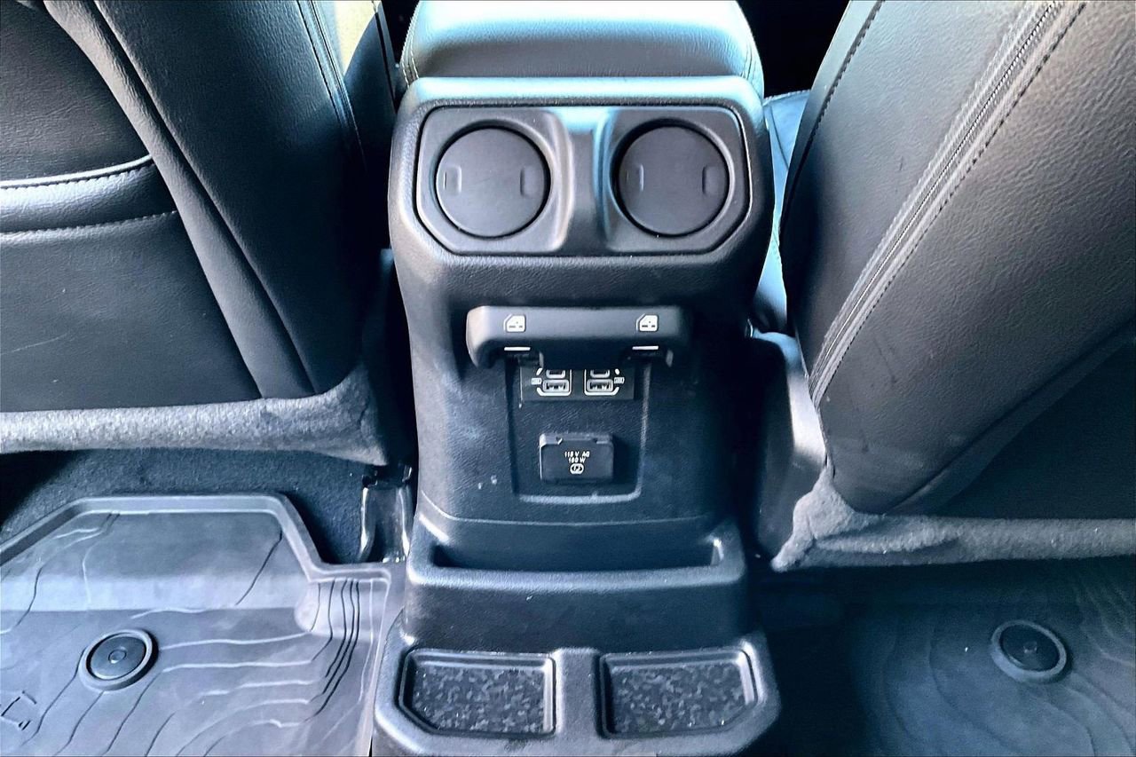 Certified 2023 Jeep Wrangler Sahara w/ Cold Weather Group image 16